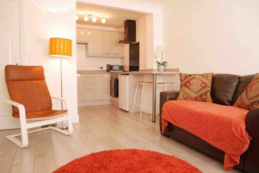 York City Centre, Recently Renovated 2 Bedroom Flat Ngoại thất bức ảnh