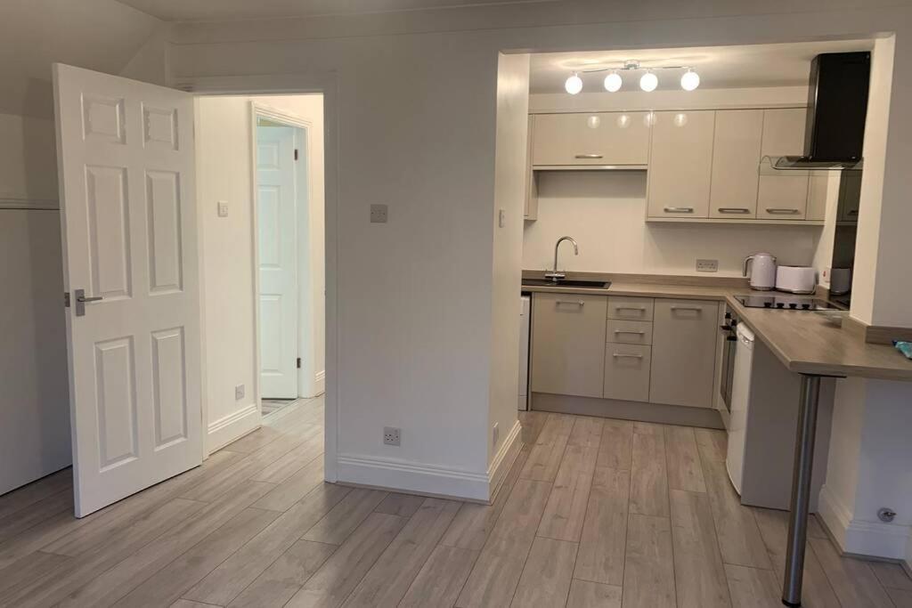 York City Centre, Recently Renovated 2 Bedroom Flat Ngoại thất bức ảnh